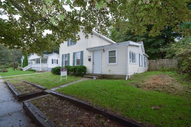 310 Locust St, Marshall, MI 49068 - photo 2