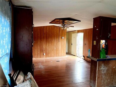 253 Hoover Hill Rd, Asheboro, NC 27205 - photo 6