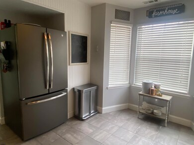 717 E Victoria Dr unit 717, Galloway, NJ 08205 - photo 4