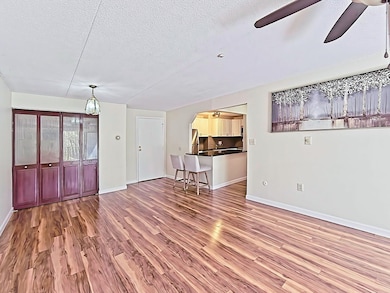 573 Broad St unit 234, East Weymouth, MA 02189 - photo 4