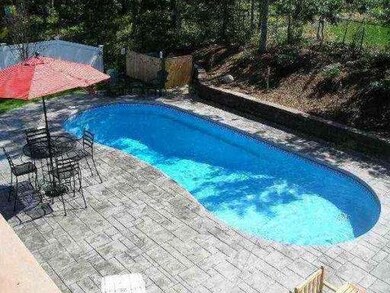 16 Oakbluff Rd, Bourne, MA 02532 - photo 3