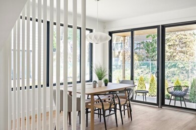 13 Zamora St, Jamaica Plain, MA 02130 - photo 5