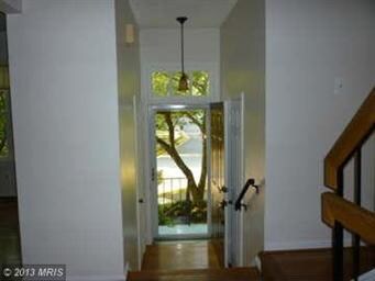 12232 Wye Oak Commons Cir unit 60, Burke, VA 22015 - photo 2