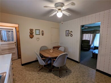 3151 Bradford Ave, Erie, PA 16506 - photo 4