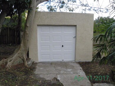 914 30th Ct, West Palm Beach, FL 33407 - photo 3