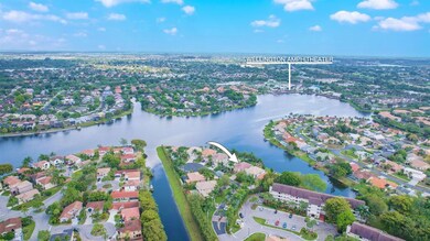 12502 Shoreline Dr, Wellington, FL 33414 - photo 3
