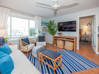 225 N Shore Dr-105