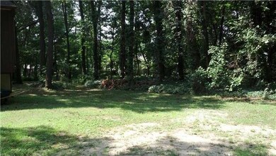 714 Edison St, Beverly, NJ 08010 - photo 3