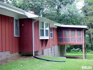 3700 28th St, Rock Island, IL 61201 - photo 2