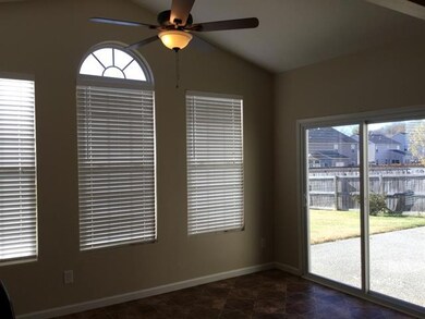 2013 Silverton Cir, Spring Hill, TN 37174 - photo 5