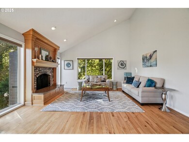 12820 SW Glacier Lily Cir, Portland, OR 97223 - photo 5