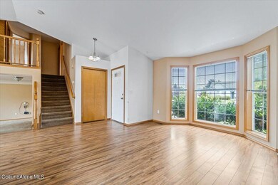 Living Room (4)