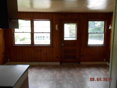 712 N Sycamore St, Lansing, MI 48906 - photo 7