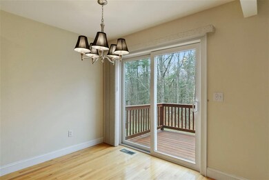 82 Pear Tree Ln, Newmarket, NH 03857 - photo 6