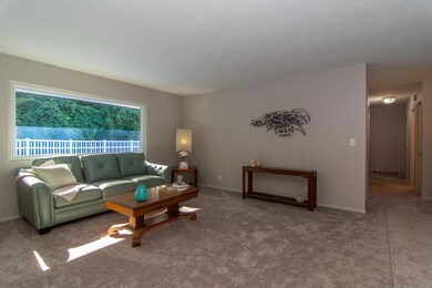 340 E Washington-5