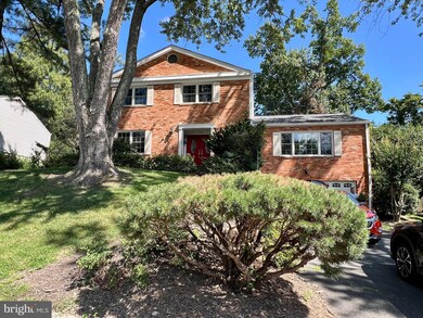 1323 Macbeth St, McLean, VA 22102 - photo 3