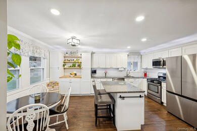 16 Larry Rd, Selden, NY 11784 - photo 6