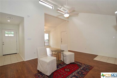 605 Dartmouth St, San Marcos, TX 78666 - photo 5