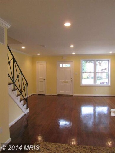 43 E Taylor Run Pkwy, Alexandria, VA 22314 - photo 2