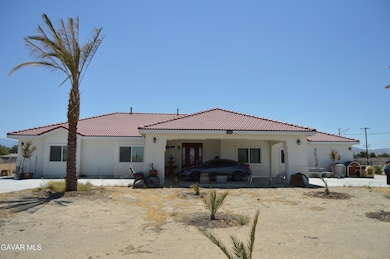 10020 E Avenue r12, Littlerock, CA 93543 - photo 3