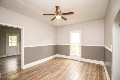 1409 N Mclean St, Lincoln, IL 62656 - photo 3