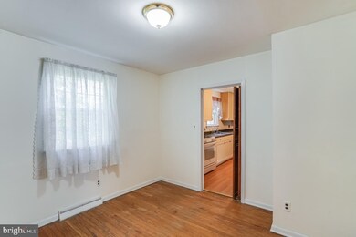 749 W 12th St, New Castle, DE 19720 - photo 7