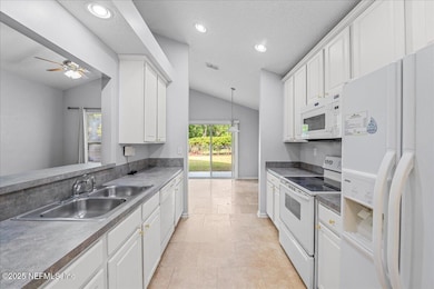 1884 Lake Forest Ln, Fleming Island, FL 32003 - photo 7