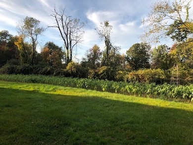 30 Howard St, Milford, MA 01757 - photo 4