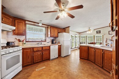 29857 S Klemme Rd, Beecher, IL 60401 - photo 7