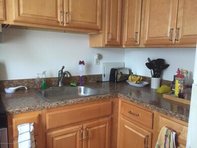 KITCH 1