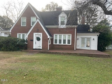 405 Sunset Ave, Clinton, NC 28328 - photo 2