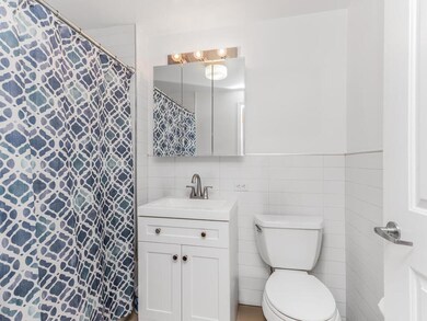 SoHa 118 unit 7-H, New York, NY 10026 - photo 4