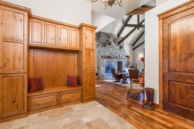 18460 Tumalo Reservoir Rd, Bend, OR 97703 - photo 2