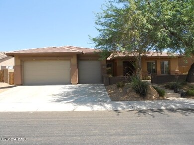 023-286953 front left