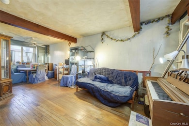 216-76 68th Ave unit 26-119, Oakland Gardens, NY 11364 - photo 2