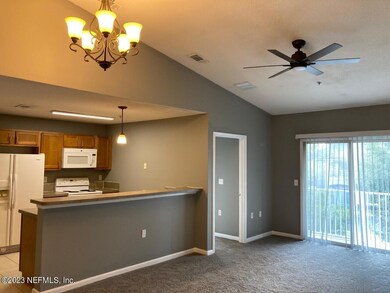 5101 Playpen Dr unit 11, Jacksonville, FL 32210 - photo 4