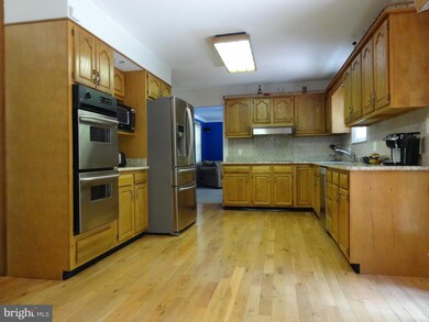 6017 Snowdens Run Rd, Sykesville, MD 21784 - photo 6