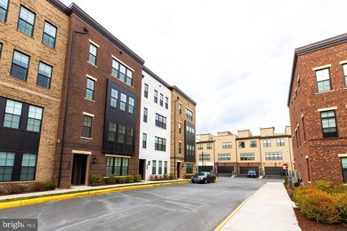 7508 Sawyer Farm Way unit 1513, McLean, VA 22102 - photo 4