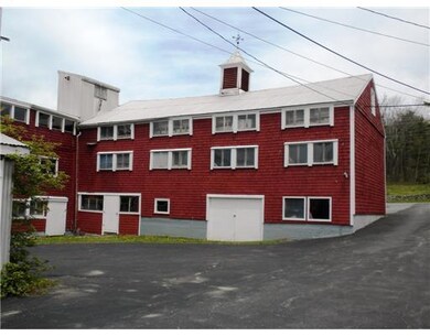 208 Mechanic St, Camden, ME 04843 - photo 4