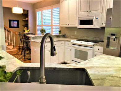 569 Woodspring Rd, Mount Pleasant, SC 29466 - photo 7