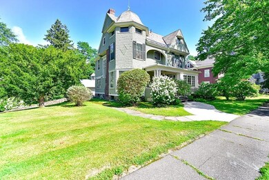 73 Crescent St, Greenfield, MA 01301 - photo 2