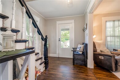 3836 7th St, Des Moines, IA 50313 - photo 5