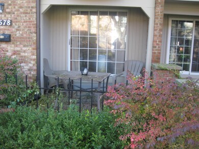 SPRING FRONT PATIO