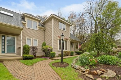 22 Cara Dr, Weymouth, MA 02188 - photo 2