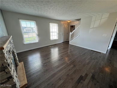 38273 Pebble Lake Trail, North Ridgeville, OH 44039 - photo 3