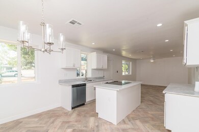 2643 N 28th Place, Phoenix, AZ 85008 - photo 7