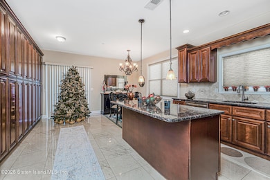 1352 Forest Hill Rd, Staten Island, NY 10314 - photo 7