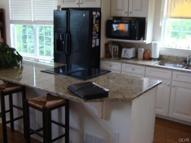 2361 Hollow View Dr, Easton, PA 18040 - photo 2