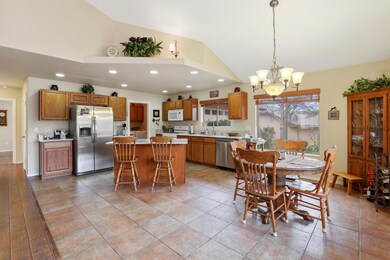 Kitchen b