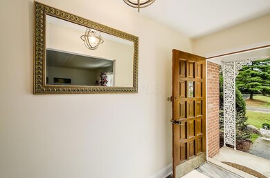 5591 Naiche Rd, Columbus, OH 43213 - photo 4